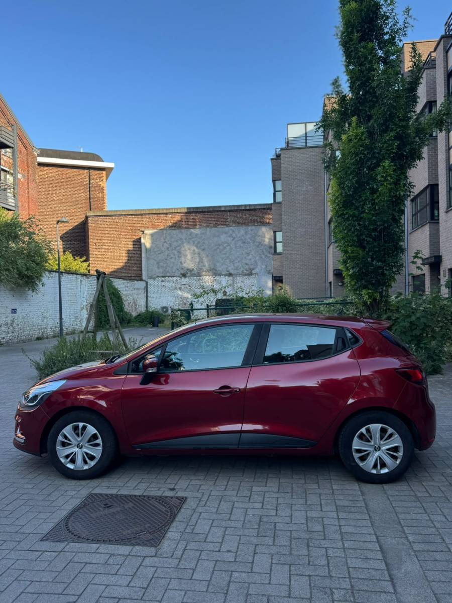 Renault Clio 4 photo 4