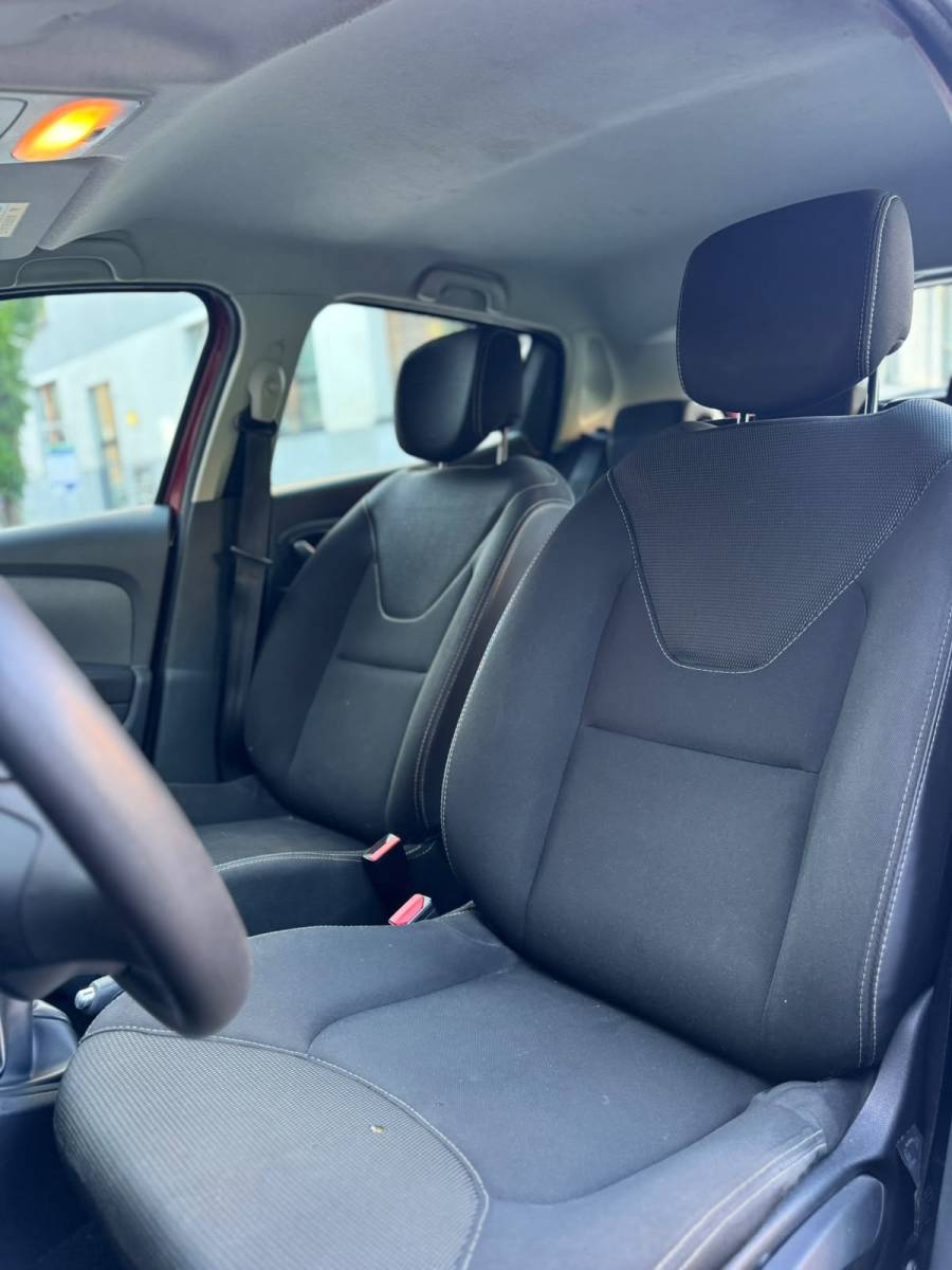 Renault Clio 4 photo 12