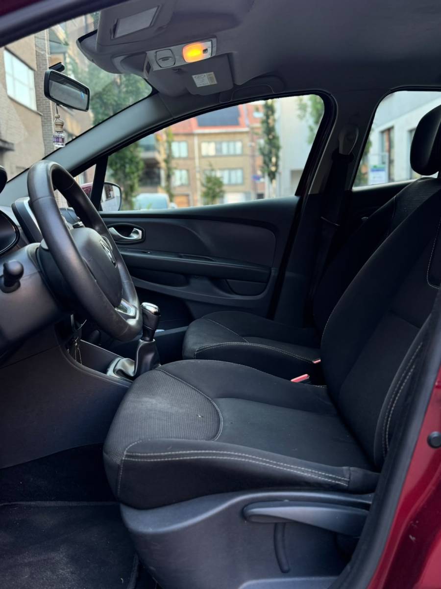 Renault Clio 4 photo 9