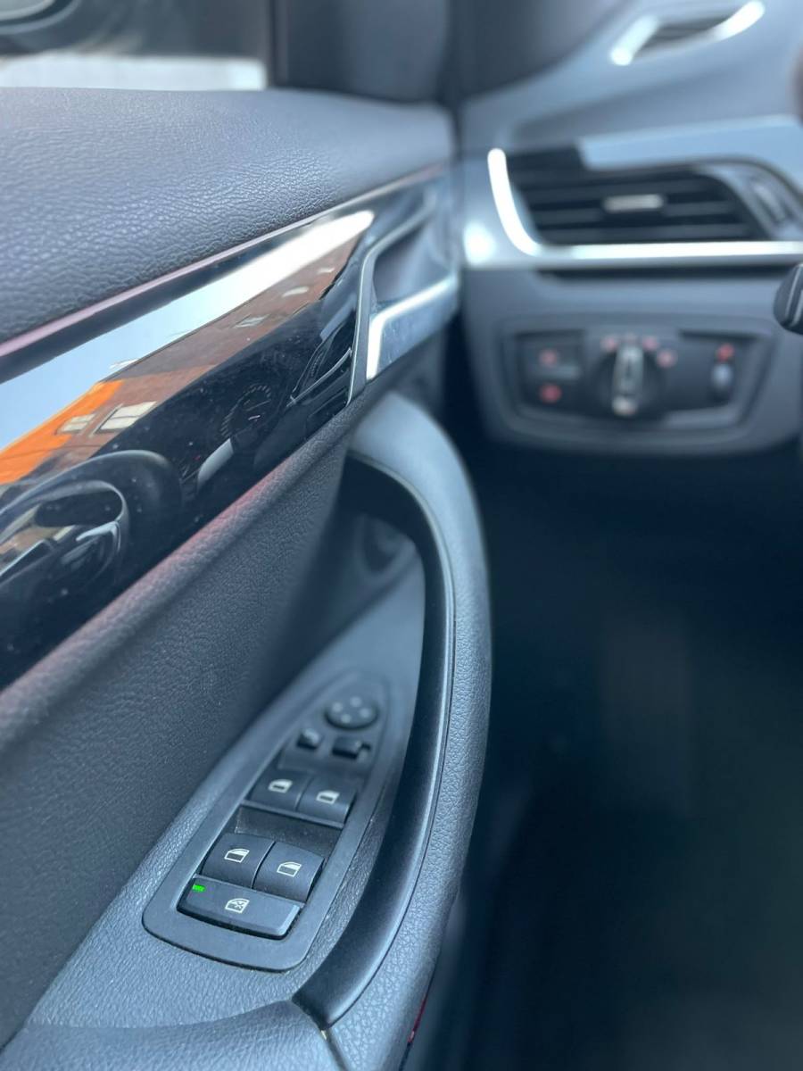 BMW x1 photo 2